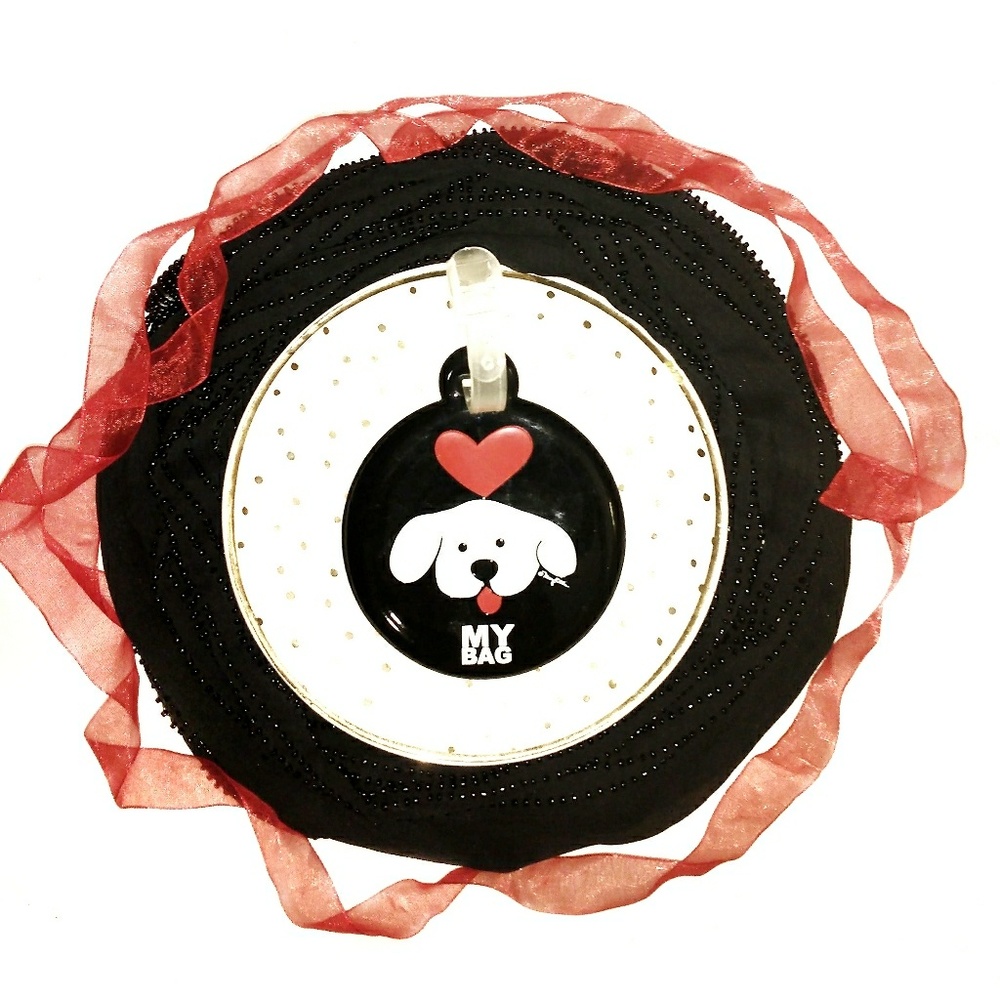 • {Mary Ellis} Design Luggage Tag.